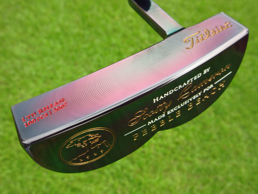 scotty cameron limited release 2007 black pearl "made for pebble beach" circa 2 putter golf club with grip in plastic